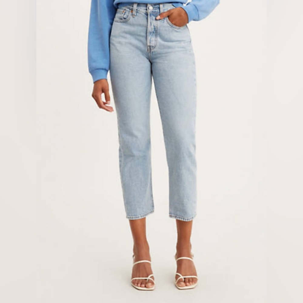 Levi’s Wedgie Straight Fit Jeans Light Wash 32